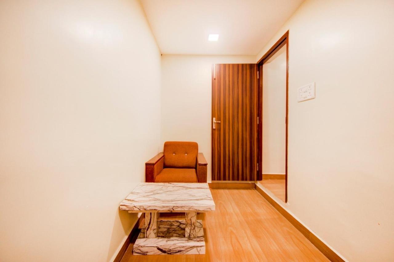 Collection O 75820 Madras Metro Club, T Nagar Τσενάι Εξωτερικό φωτογραφία